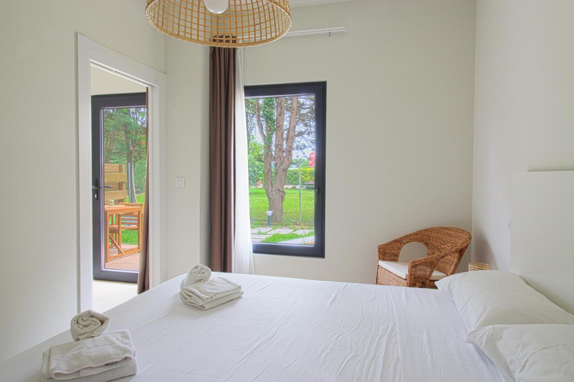 Apartamentos Costa Meron San Vicente De La Barquera Exterior foto