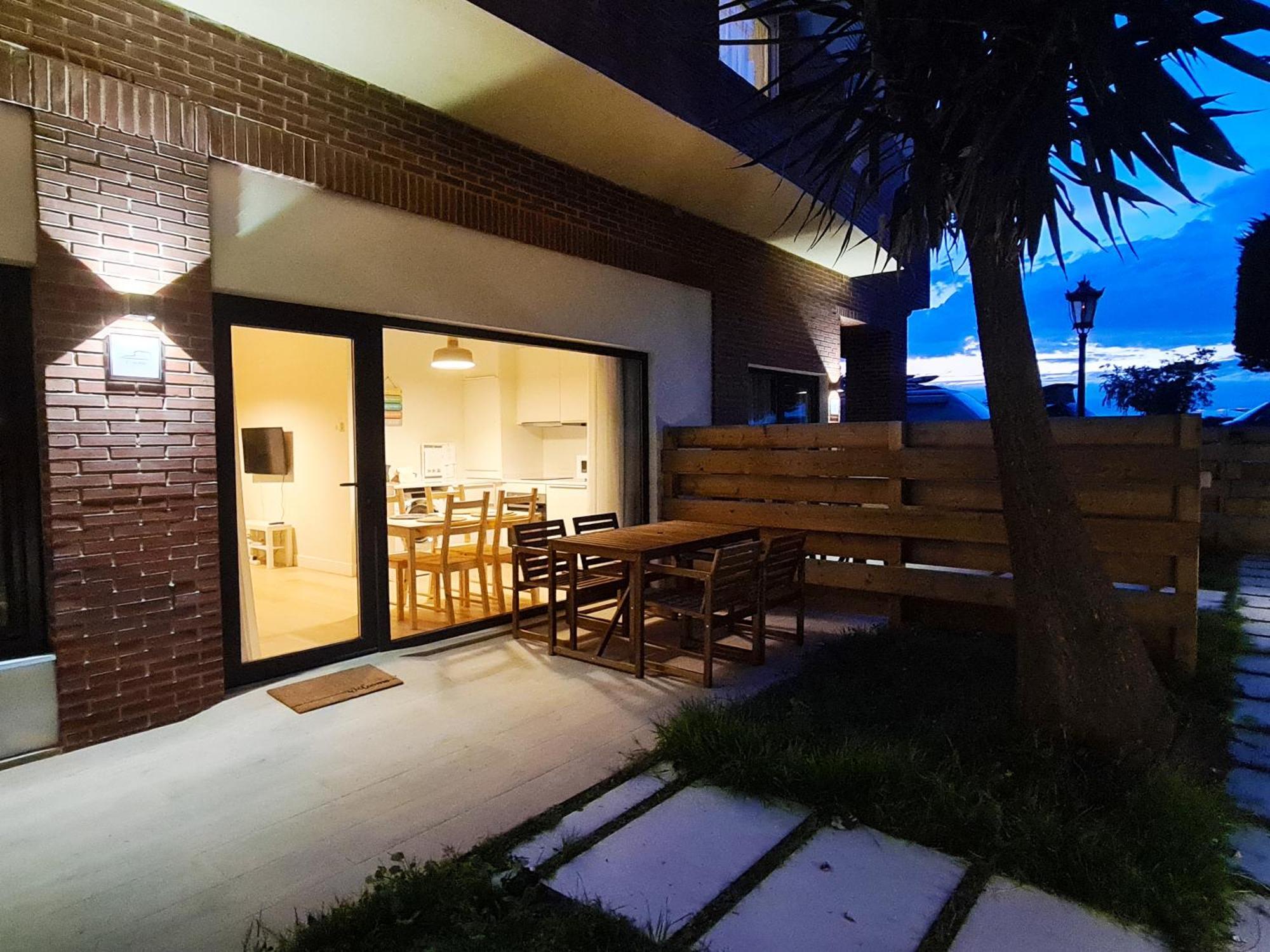 Apartamentos Costa Meron San Vicente De La Barquera Exterior foto